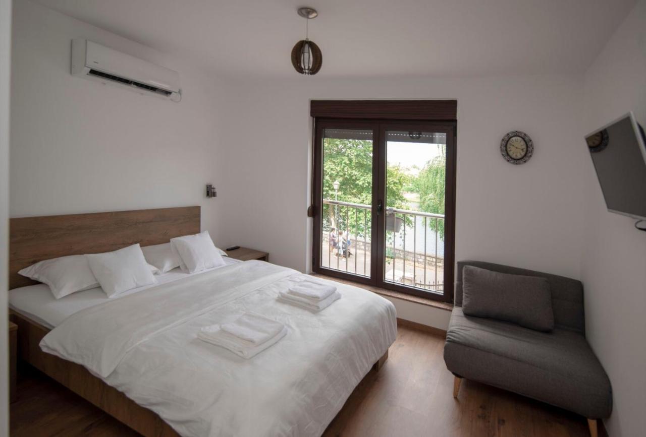 Smjestaj Miljas Trebinje Hotel Екстериор снимка